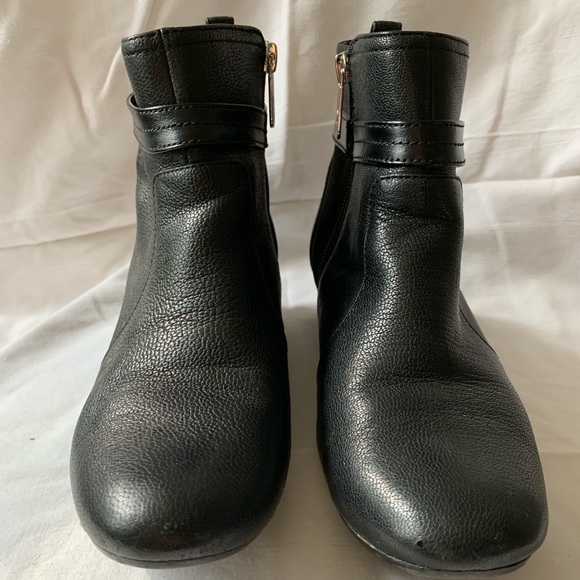 Anne Klein booties - Picture 2 of 7